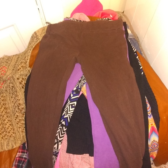 Clothes - Picture 5 of 7